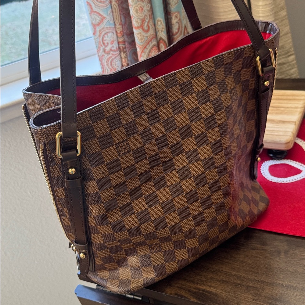 Louis Vuitton Cabas Rivington tote. With COA from entrupy. - Picture 5 of 17